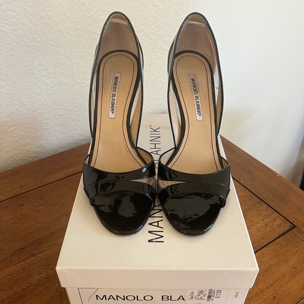 EUC Authentic Manolo Blahnik Nscanti heel, black, size 39.5.